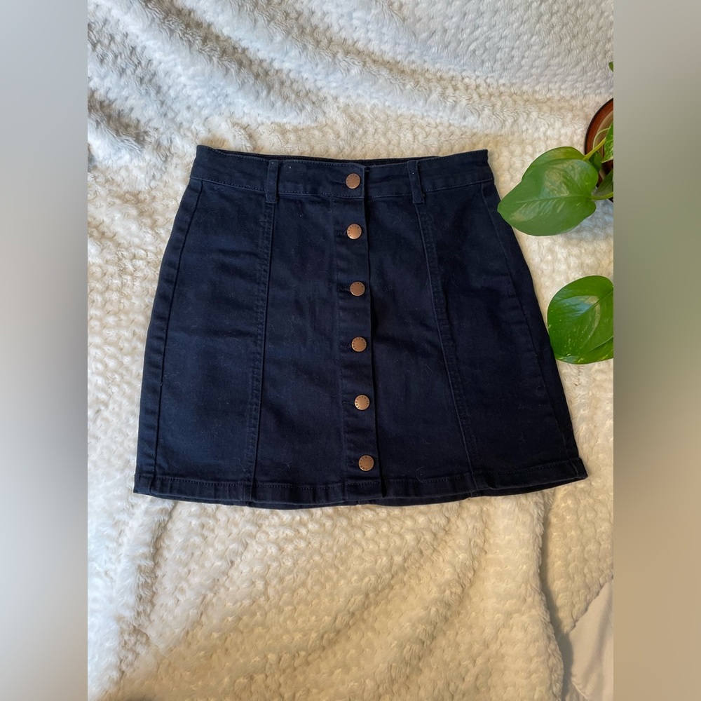 Forever 21 Denim Button-Up Mini Skirt - M